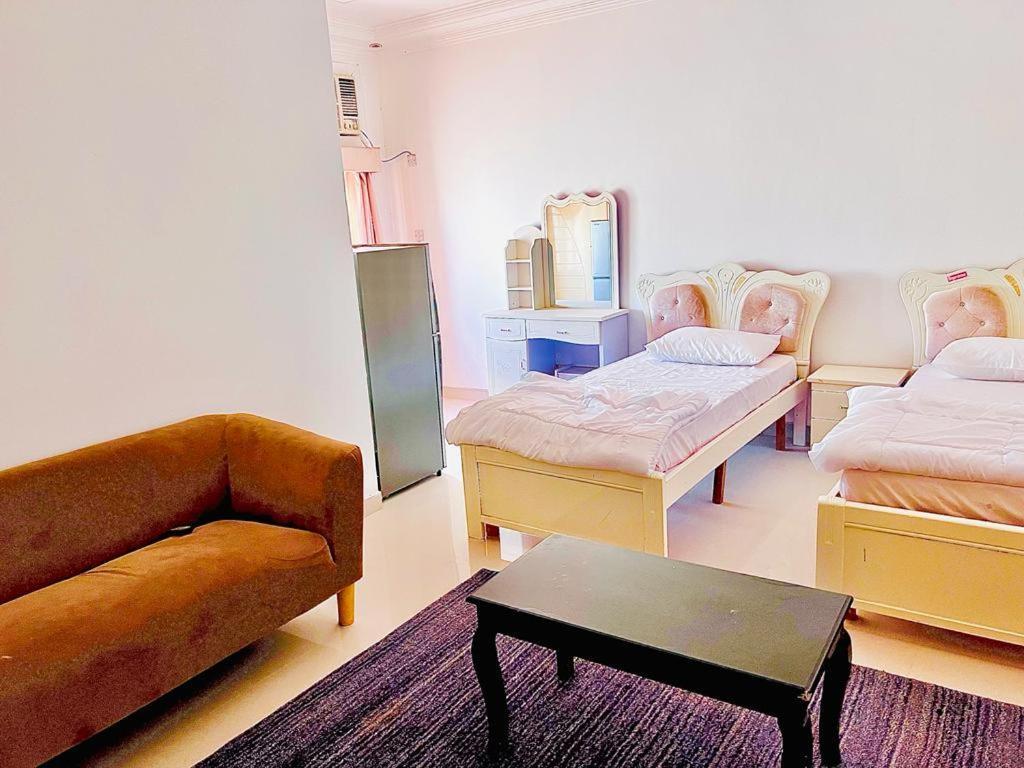 Al Tharya Furnished Apartments Awqad Bayt Fadil エクステリア 写真